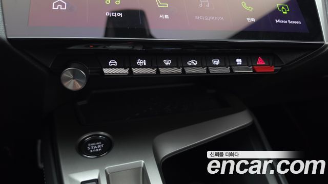 Peugeot 408 1.2 Hybrid GT 2025 — фото 31