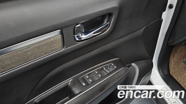 Renault Korea QM6 2.0 GDe PREMIERE 2WD 2023 — фото 20