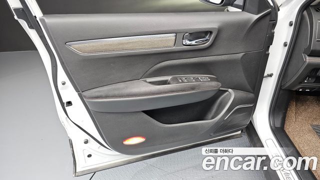 Renault Korea QM6 2.0 GDe PREMIERE 2WD 2023 — фото 24