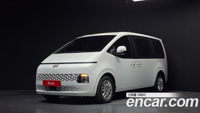 Hyundai Staria Cargo 3-Seater Modern 2023 — фото 1
