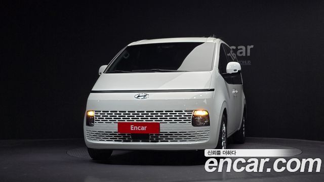 Hyundai Staria Cargo 3-Seater Modern 2023 — фото 3