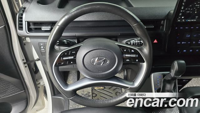Hyundai Staria Cargo 3-Seater Modern 2023 — фото 13
