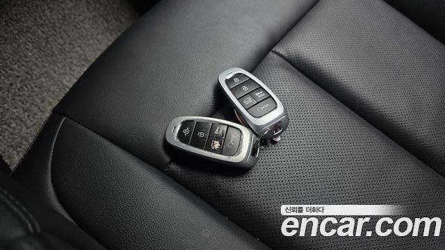 Hyundai Staria Cargo 3-Seater Modern 2023 — фото 18