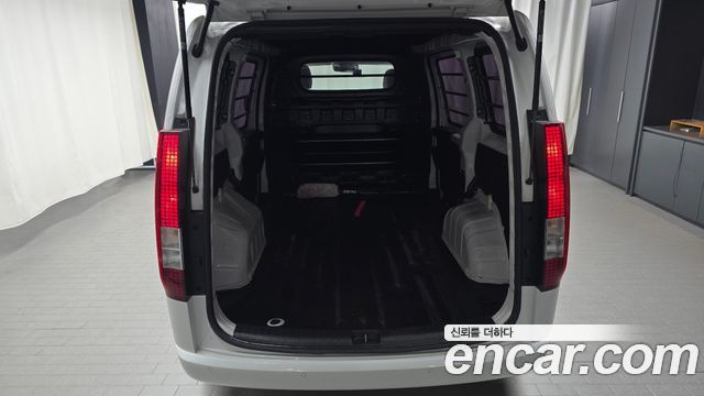 Hyundai Staria Cargo 3-Seater Modern 2023 — фото 20