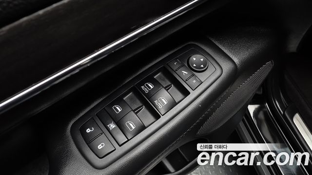 Jeep Grand Cherokee 3.6 Limited WK2 2018 — фото 35