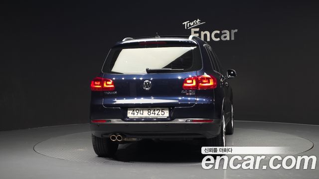 Volkswagen Tiguan 2.0 TDI  Premium 5N 2016 — фото 4