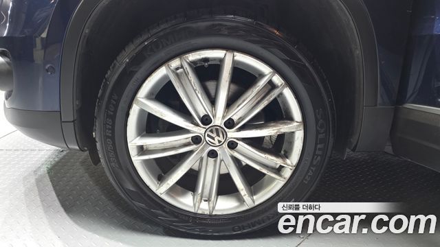 Volkswagen Tiguan 2.0 TDI  Premium 5N 2016 — фото 5