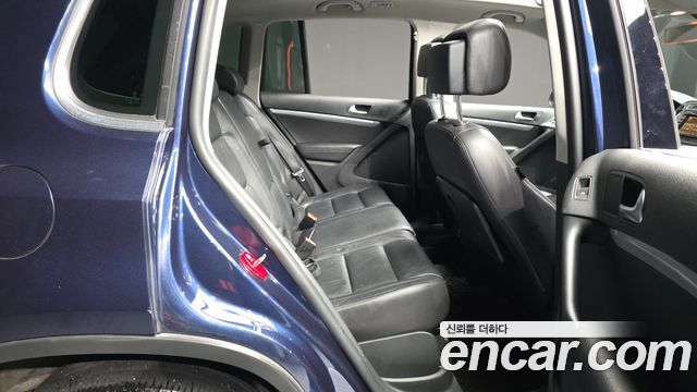 Volkswagen Tiguan 2.0 TDI  Premium 5N 2016 — фото 12