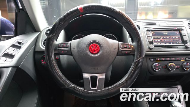 Volkswagen Tiguan 2.0 TDI  Premium 5N 2016 — фото 13