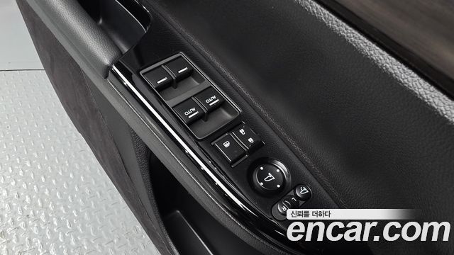 Honda Accord 2.4 9th 2017 — фото 15