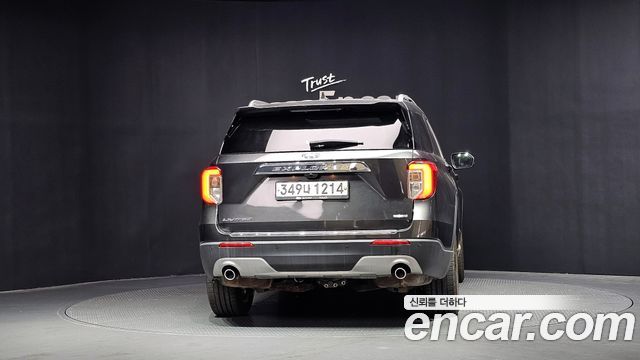 Ford Explorer (VI) 2.3 LimIted 4WD 2020 — фото 4