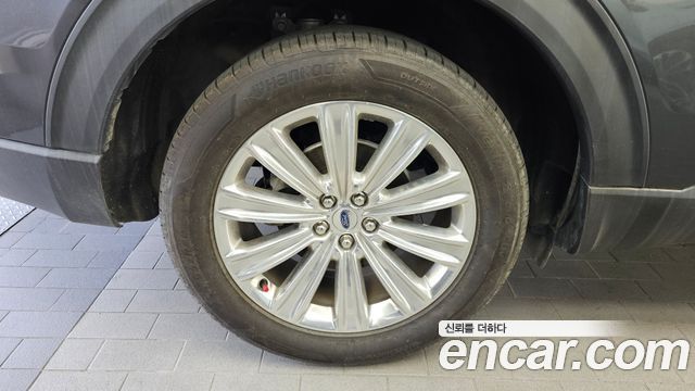 Ford Explorer (VI) 2.3 LimIted 4WD 2020 — фото 5