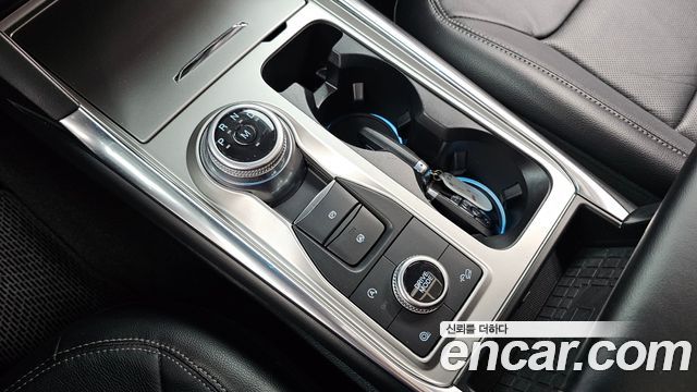Ford Explorer (VI) 2.3 LimIted 4WD 2020 — фото 9
