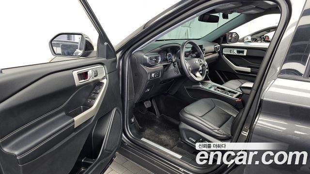 Ford Explorer (VI) 2.3 LimIted 4WD 2020 — фото 10