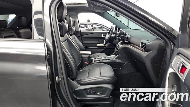 Ford Explorer (VI) 2.3 LimIted 4WD 2020 — фото 11