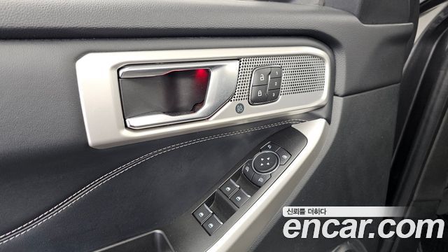Ford Explorer (VI) 2.3 LimIted 4WD 2020 — фото 18