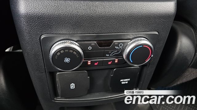Ford Explorer (VI) 2.3 LimIted 4WD 2020 — фото 19