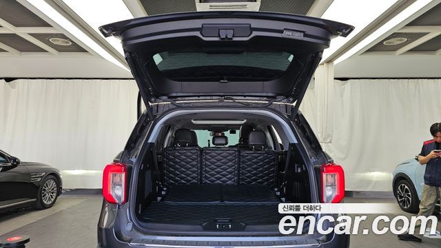 Ford Explorer (VI) 2.3 LimIted 4WD 2020 — фото 20