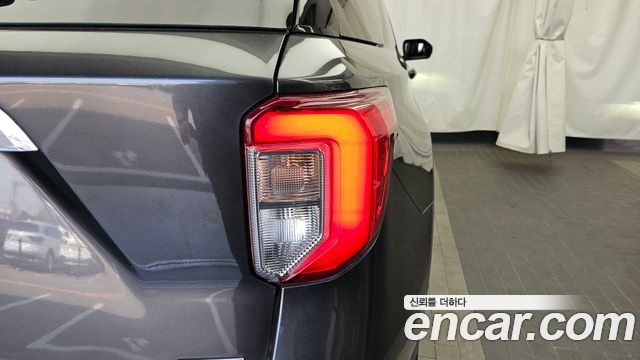 Ford Explorer (VI) 2.3 LimIted 4WD 2020 — фото 23
