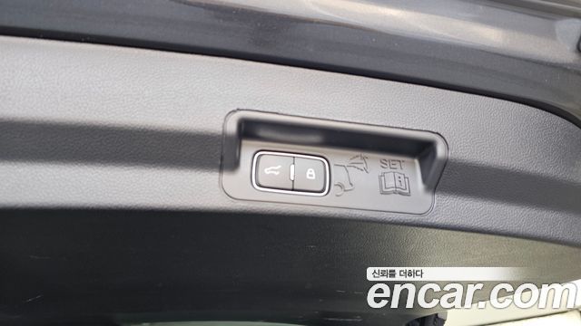 Ford Explorer (VI) 2.3 LimIted 4WD 2020 — фото 27