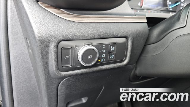 Ford Explorer (VI) 2.3 LimIted 4WD 2020 — фото 29