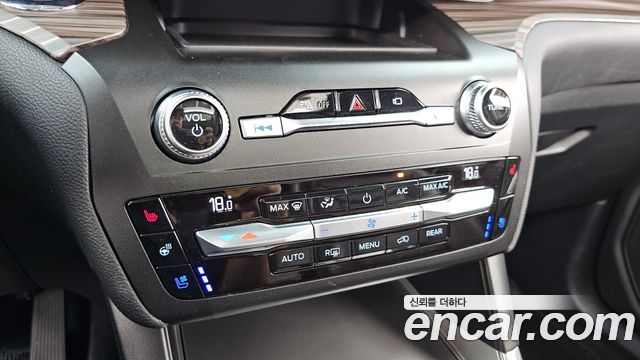 Ford Explorer (VI) 2.3 LimIted 4WD 2020 — фото 33