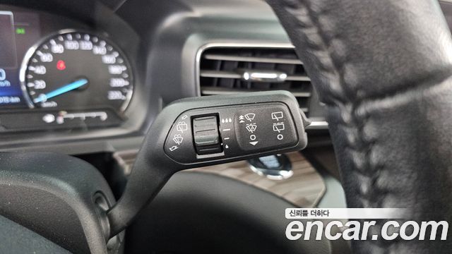Ford Explorer (VI) 2.3 LimIted 4WD 2020 — фото 35