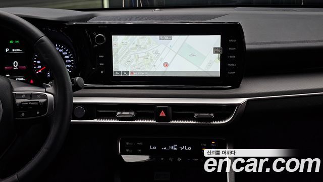 Kia K5 (III) 2.0 Prestige 2022 — фото 15