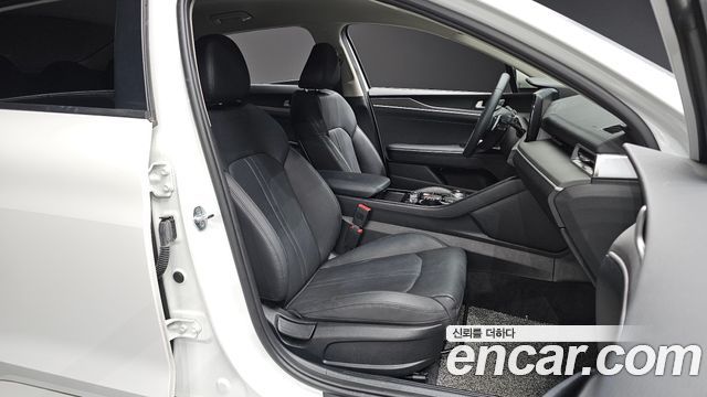 Kia K5 (III) 2.0 Prestige 2022 — фото 26