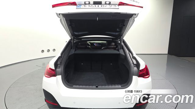 BMW 4 Series (G22) 420i M Sport Pro Gran Coupe 2025 — фото 20