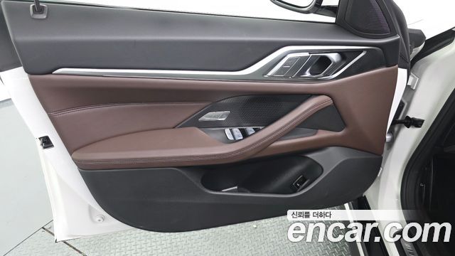 BMW 4 Series (G22) 420i M Sport Pro Gran Coupe 2025 — фото 24