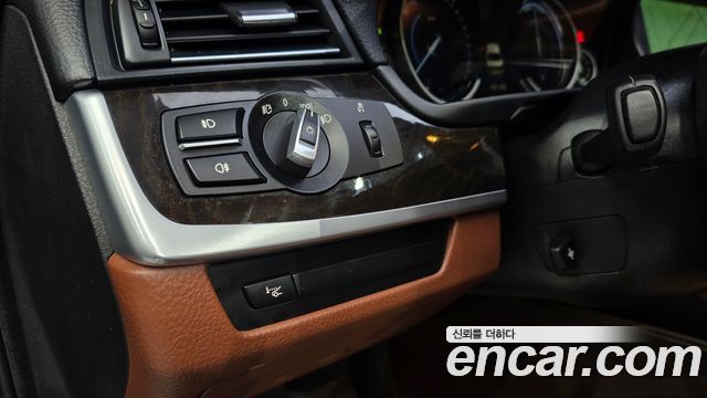 BMW 5 Series (F10) 520d 2013 — фото 18