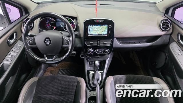 Renault Korea Clio Intens 2018 — фото 7