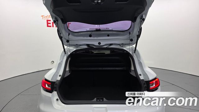 Renault Korea Clio Intens 2018 — фото 20