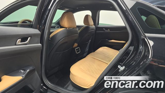 Kia K5 (III) 2.0 Prestige 2023 — фото 11