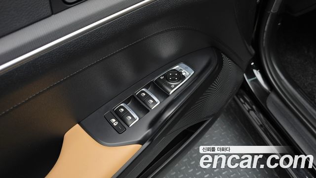 Kia K5 (III) 2.0 Prestige 2023 — фото 15