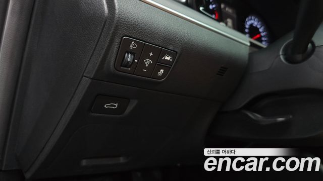 Kia K5 (III) 2.0 Prestige 2023 — фото 16