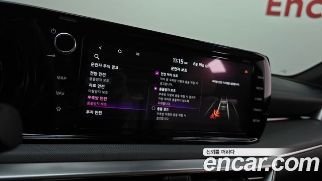 Kia K5 (III) 2.0 Prestige 2023 — фото 17