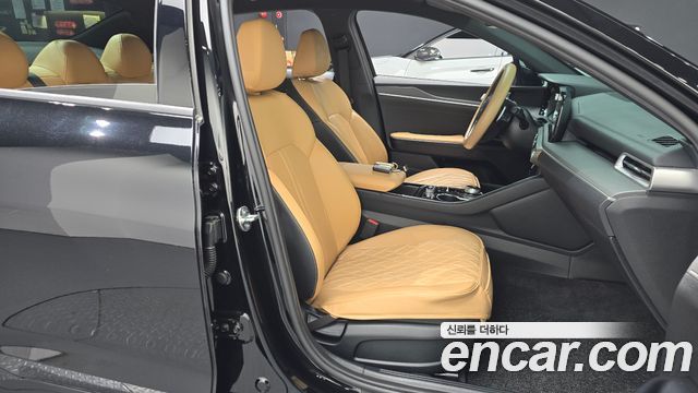 Kia K5 (III) 2.0 Prestige 2023 — фото 26