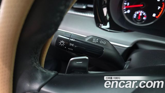 Kia K5 (III) 2.0 Prestige 2023 — фото 29