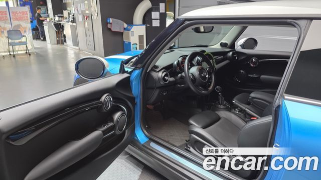MINI Cooper HIGH Third Generation 2015 — фото 10