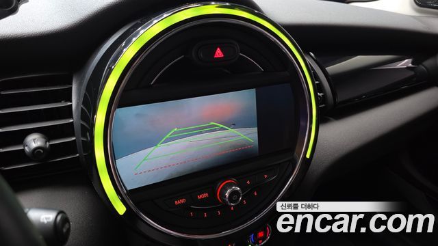 MINI Cooper HIGH Third Generation 2015 — фото 15