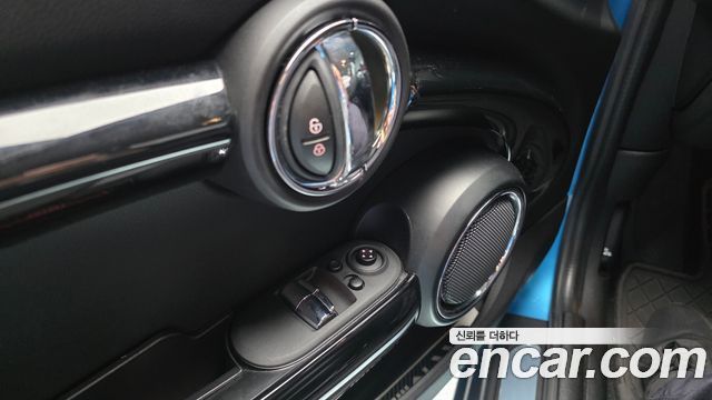 MINI Cooper HIGH Third Generation 2015 — фото 18