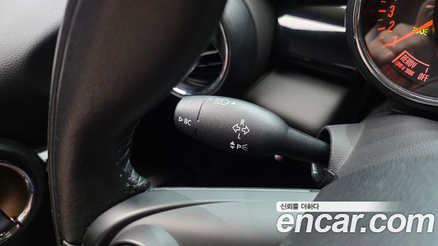 MINI Cooper HIGH Third Generation 2015 — фото 19