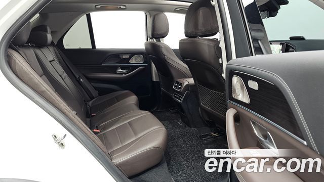 Mercedes-Benz GLE-Class (W167) GLE300d 4MATIC 2023 — фото 12