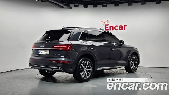 Audi Q5 (FY) 45 TFSI Quattro 2023 — фото 2