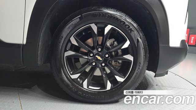 Chevrolet Trailblazer 1.3 Turbo 2WD Premier 2022 — фото 21