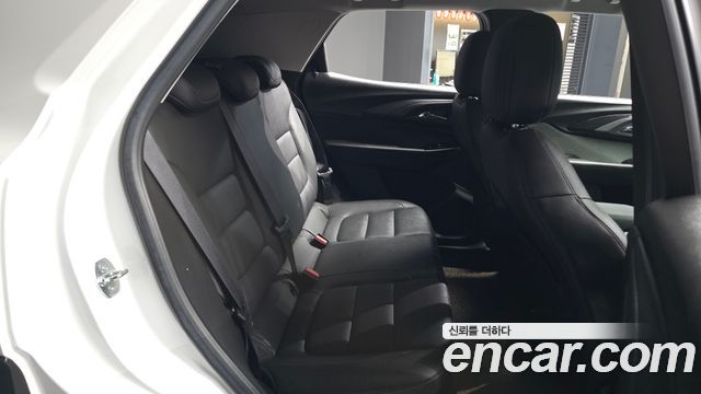 Chevrolet Trailblazer 1.3 Turbo 2WD Premier 2022 — фото 26