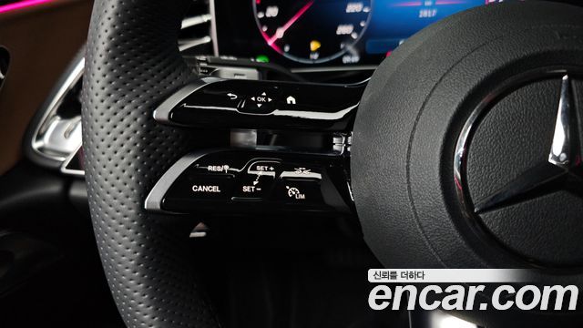 Mercedes-Benz E-Class (W214) E300 4MATIC AMG Line 2025 — фото 36