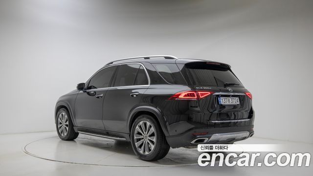Mercedes-Benz GLE-Class (W167) GLE300d 4MATIC 2022 — фото 2